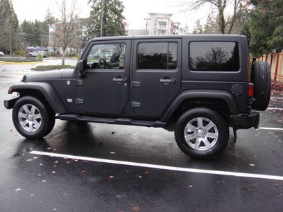 Used 2011 Jeep Wrangler Unlimited 70th Anniversary w/ Connectivity Group