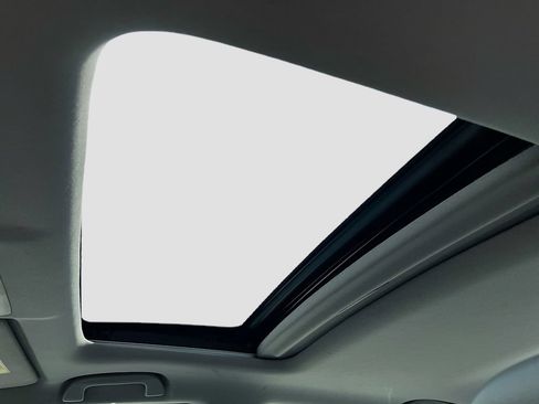 Used 2017 Honda Accord EX-L image 23