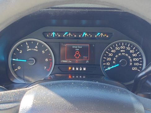 Used 2019 Ford F150 XLT w/ Trailer Tow Package image 13