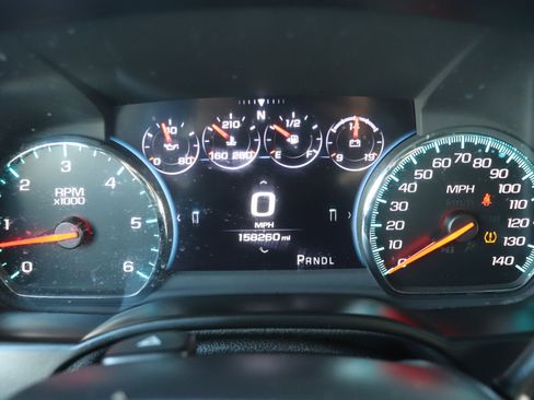 Used 2017 GMC Yukon XL SLT image 29