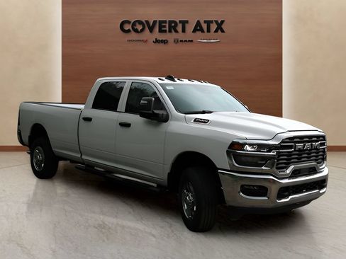 New 2026 RAM 2500 Tradesman AWD/4WD image 7