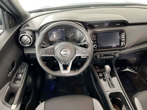 Used 2024 Nissan Kicks SR w/ SR Premium Package image 22