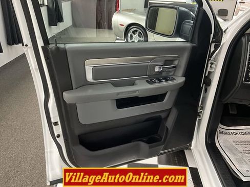 Used 2017 RAM 1500 Big Horn image 12