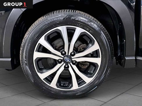 Used 2023 Subaru Forester Limited image 11