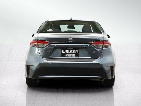 Used 2020 Toyota Corolla LE w/ LE Premium Package FWD image 4