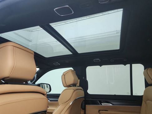 New 2026 Jeep Grand Wagoneer Summit AWD/4WD image 29