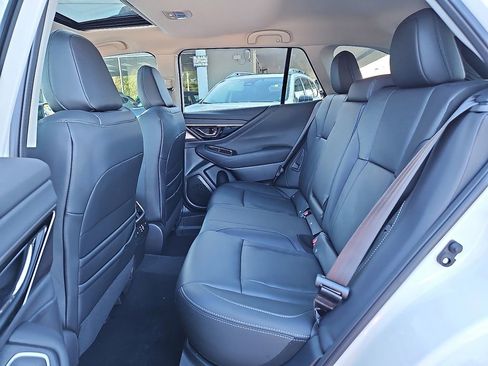 Used 2025 Subaru Outback Touring image 6