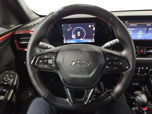 Used 2024 Chevrolet TrailBlazer RS w/ Convenience Package image 22