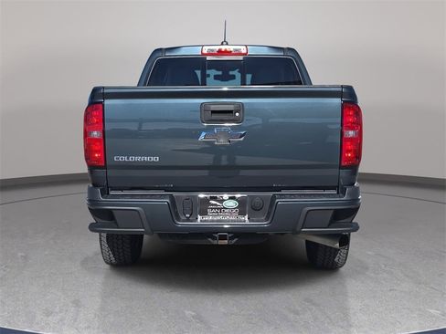 Used 2017 Chevrolet Colorado Z71 image 7