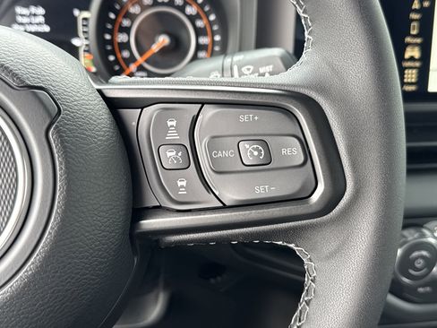 New 2025 Jeep Gladiator Rubicon image 29