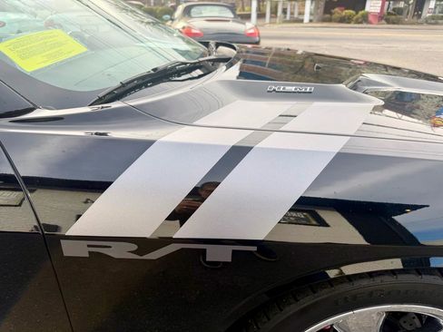 Used 2013 Dodge Challenger R/T RWD image 13