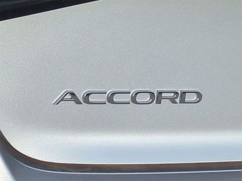 New 2025 Honda Accord SE image 19