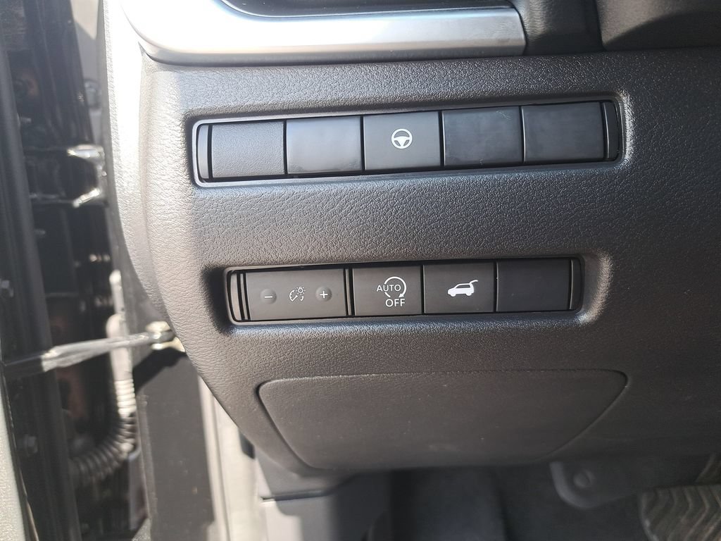 Used 2026 Nissan Rogue SV w/ Cold Weather Package AWD/4WD image 26