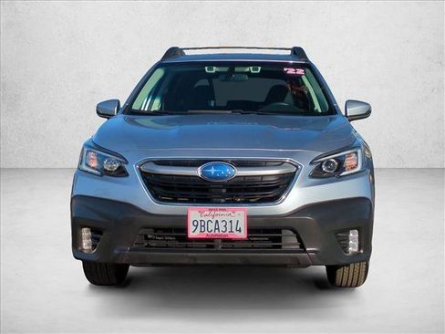 Certified 2022 Subaru Outback Premium image 2