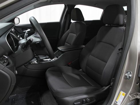 Certified 2025 Chevrolet Malibu LT image 5