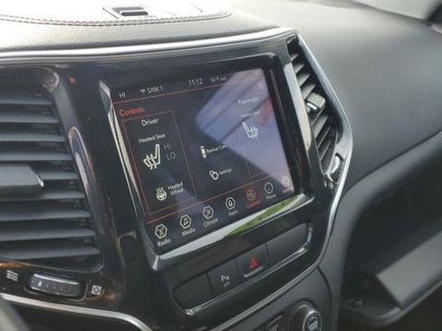 Certified 2020 Jeep Cherokee Limited image 16