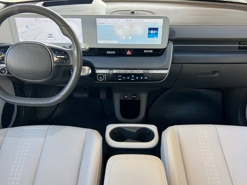 Certified 2024 Hyundai Ioniq 5 Limited RWD image 17