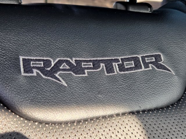 Used 2018 Ford F150 Raptor w/ Equipment Group 802A Luxury AWD/4WD image 17