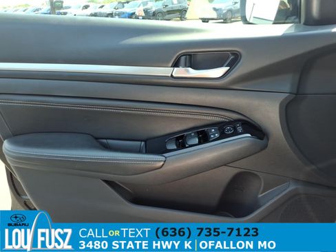 Used 2021 Nissan Altima 2.5 SV FWD image 22
