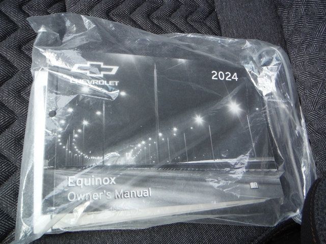 Used 2024 Chevrolet Equinox LT AWD/4WD image 43