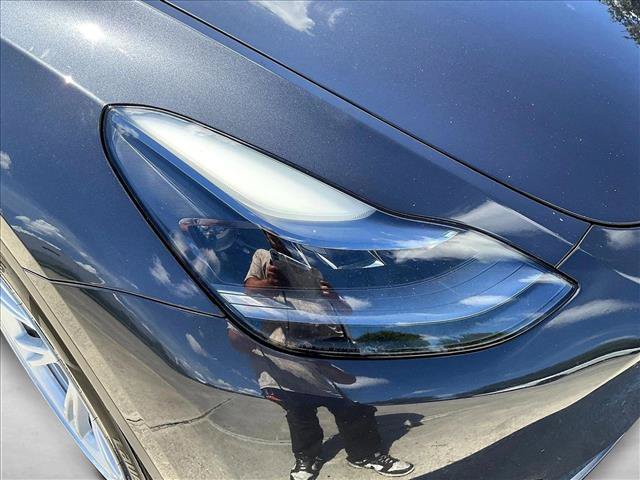 Used 2024 Tesla Model Y Long Range AWD/4WD image 27
