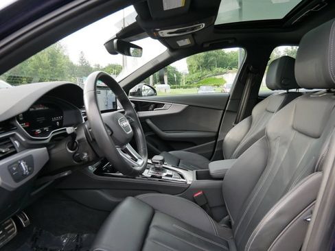 Used 2023 Audi A4 2.0T Premium Plus w/ Premium Plus Package AWD/4WD image 9