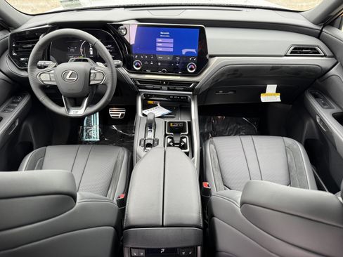 New 2026 Lexus TX 500h AWD image 22