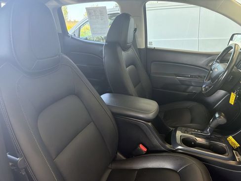 Used 2018 Chevrolet Colorado Z71 AWD/4WD image 27