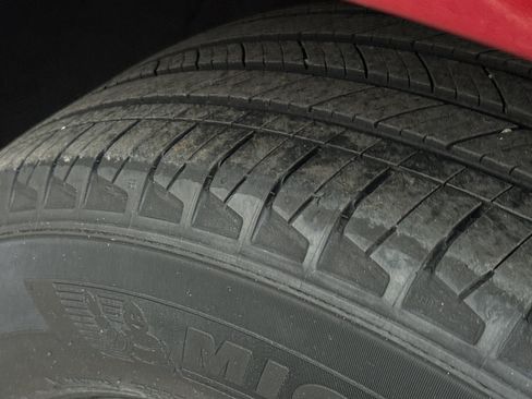 Used 2020 Chevrolet Equinox LT FWD image 10