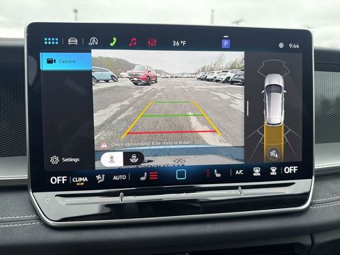 New 2026 Volkswagen Tiguan SE AWD/4WD image 16