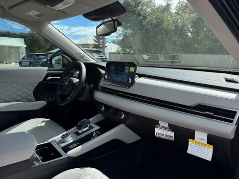 New 2025 Mitsubishi Outlander SEL AWD/4WD image 29