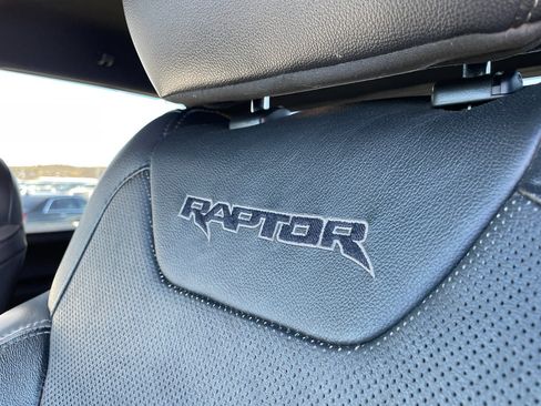 Used 2018 Ford F150 Raptor w/ Equipment Group 801A Mid image 12