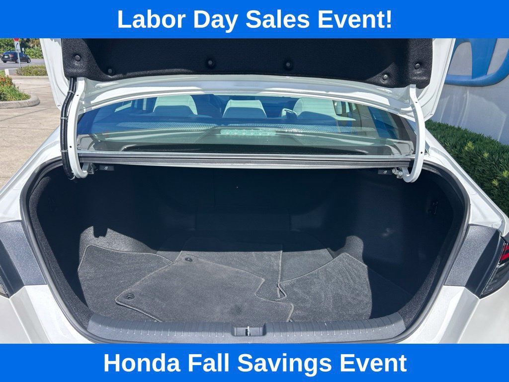 Used 2024 Honda Accord EX image 10