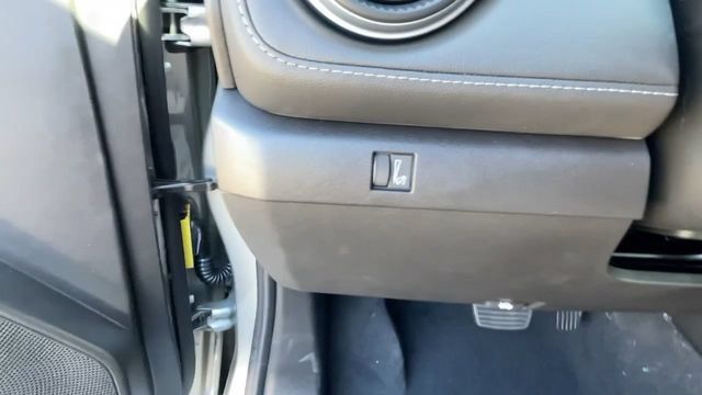 New 2026 Chevrolet Colorado LT w/ LT Convenience Package RWD image 26
