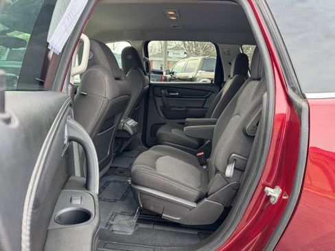 Used 2016 Chevrolet Traverse LT FWD image 12