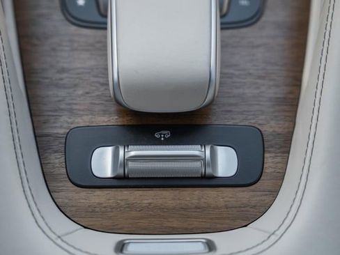 Used 2024 Mercedes-Benz GLE 53 AMG 4MATIC Coupe image 28