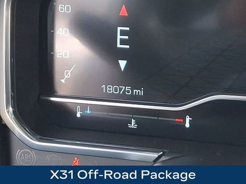 Used 2025 GMC Sierra 2500 Denali Ultimate w/ Max Trailering Package AWD/4WD image 6