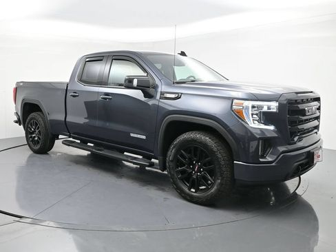 Used 2022 GMC Sierra 1500 Elevation w/ Driver Alert Package I AWD/4WD image 7