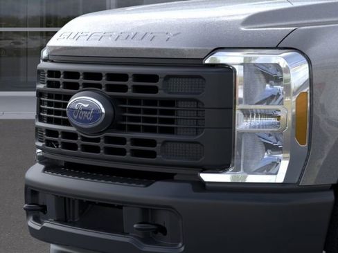 New 2026 Ford F250 XL RWD image 18