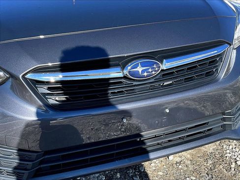 Used 2023 Subaru Impreza Premium image 19