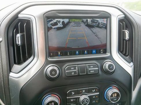 Used 2020 Chevrolet Silverado 1500 LTZ w/ LTZ Premium Package AWD/4WD image 28
