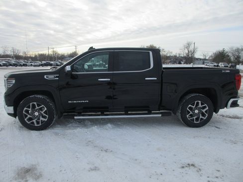 New 2026 GMC Sierra 1500 SLT w/ SLT Premium Package image 10