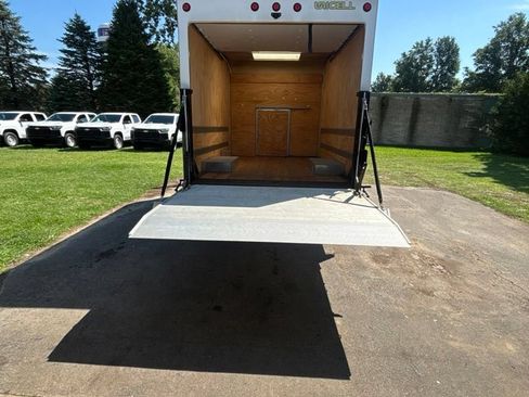 Used 2021 Chevrolet Express 3500 w/ Power Convenience Package RWD image 29
