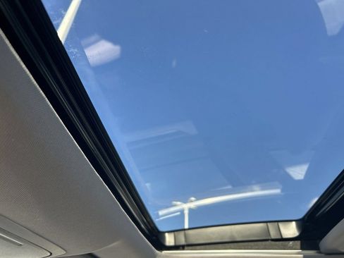 Used 2018 Honda Accord EX-L image 12