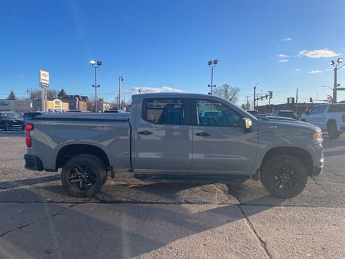 Used 2024 Chevrolet Silverado 1500 LT Trail Boss w/ Convenience Package II image 4