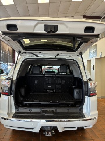 Used 2016 Toyota 4Runner Limited AWD/4WD image 13