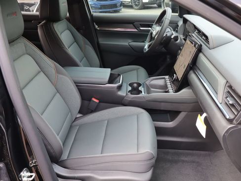 New 2026 GMC Terrain AT4 AWD/4WD image 24