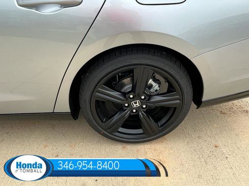 New 2026 Honda Accord Hybrid Sport-L FWD image 18