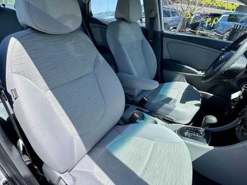 Used 2017 Hyundai Accent SE FWD image 14