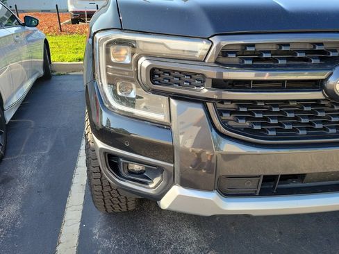 Used 2024 Ford Ranger Lariat w/ FX4 Off-Road Package AWD/4WD image 8